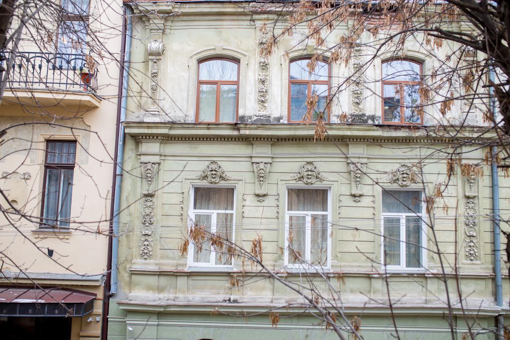 Apartment On Chaikovskogo Lviv Exterior photo